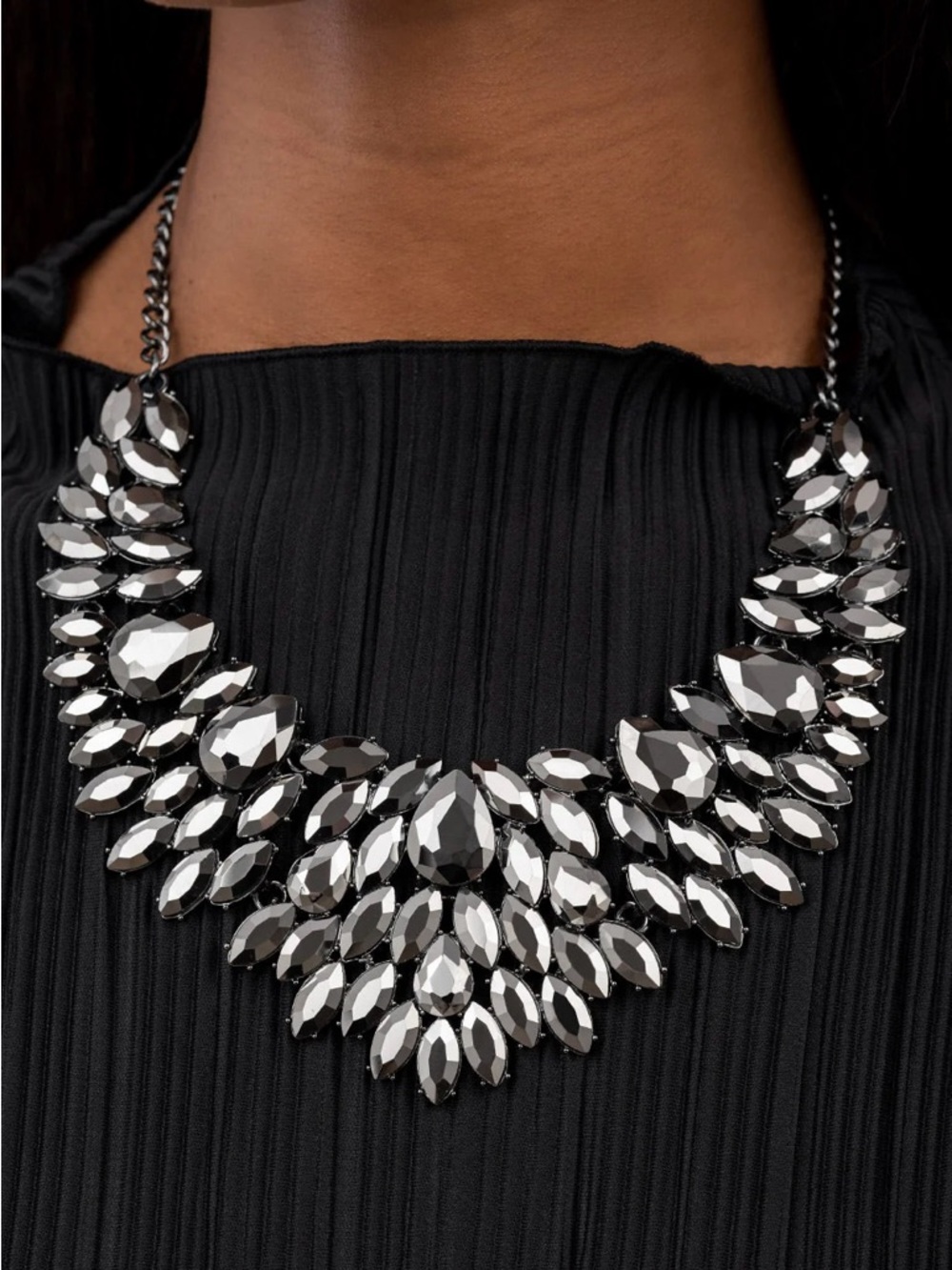 Statement Faceted Heamtite Collar Necklace & Earrings Set